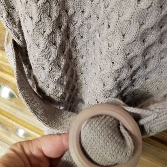 Made in Italy Short Sleeved Cowel Neck Medium - Picture 4 of 8